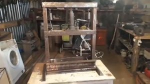 пресс из домкрата