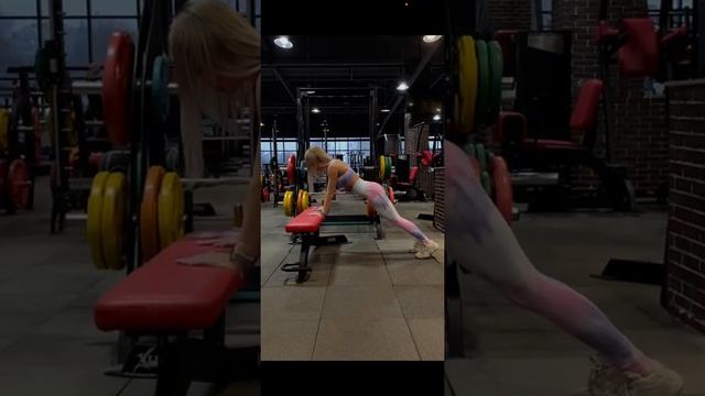 Отжимания узкой постановкой рук смотреть онлайн