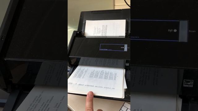 Сканирование книги сканером Fujitsu ScanSnap IX500.