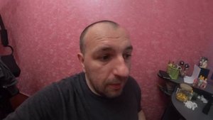 консперолог о плоской земле ,выращивании зубов и небесном льде , дата конца света