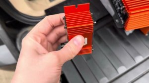 DL Audio Raven 5.1100 V.2 5-ти канальный усилитель (внешний вид)