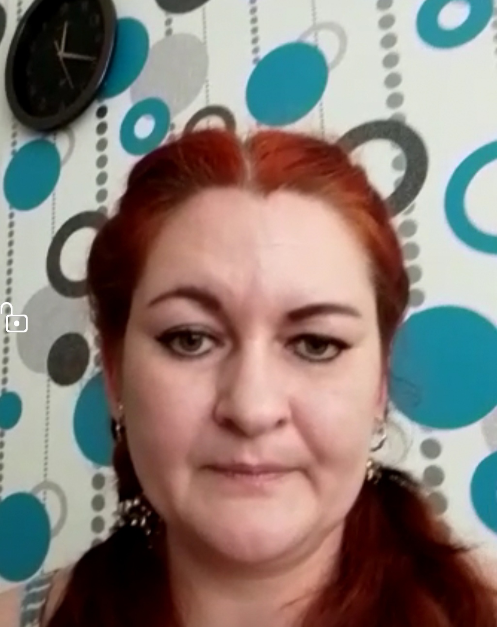 Отзыв от Алёны, обратилась за помощью в подборе объекта недвижимости.