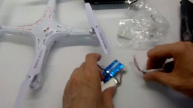 Посылка из Китая / Батареи 600mAh для квадрокоптера Syma X5