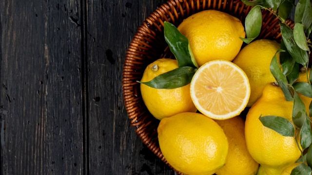 Польза ЛИМОНА ?/ ЛИМОННАЯ ВОДА она полезна/ все плюсы ЛИМОНА #пользаводыслимоном #пользалимона