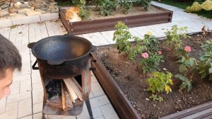 Мясо в кисло-сладком соусе с овощами и грибами в казане. Стир фрай.