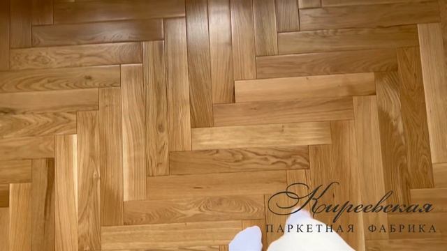 Массивная английская ёлка