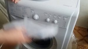 Стиральная машина INDESIT IWSB 51051