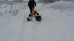 Снегоуборщик СН 1М и Беларус 09Н honda
