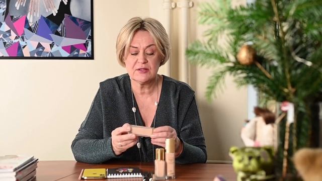 Бьюти Босс отвечает на вопросы. Как выбрать тональный крем и всё о туши для ресниц смотреть онлайн