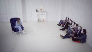 Выбрать 1 из 15. Елена Райтман играет в Чат На Вылет / Пинк Шугар