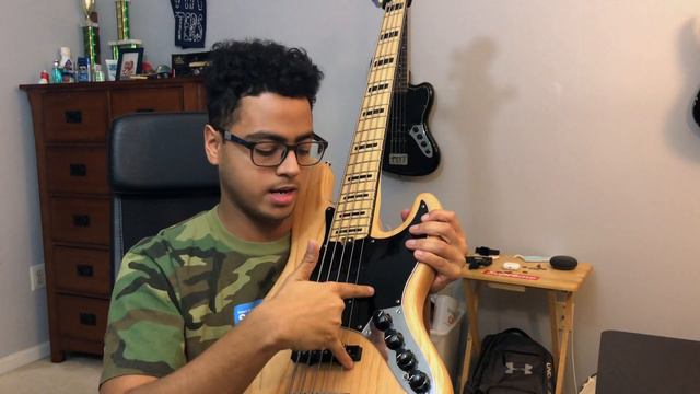 MY BASS REVIEW! // Squier Jaguar Bass vs Fender Jazz V American Elite смотреть онлайн