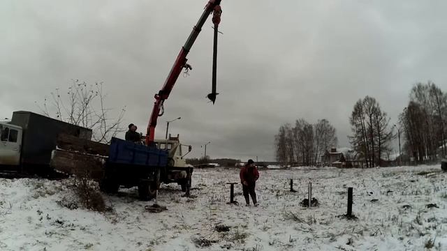 Монтаж винтовых свай. Фундамент на винтовых сваях.Установка винтовых свай. ГАЗ смотреть онлайн