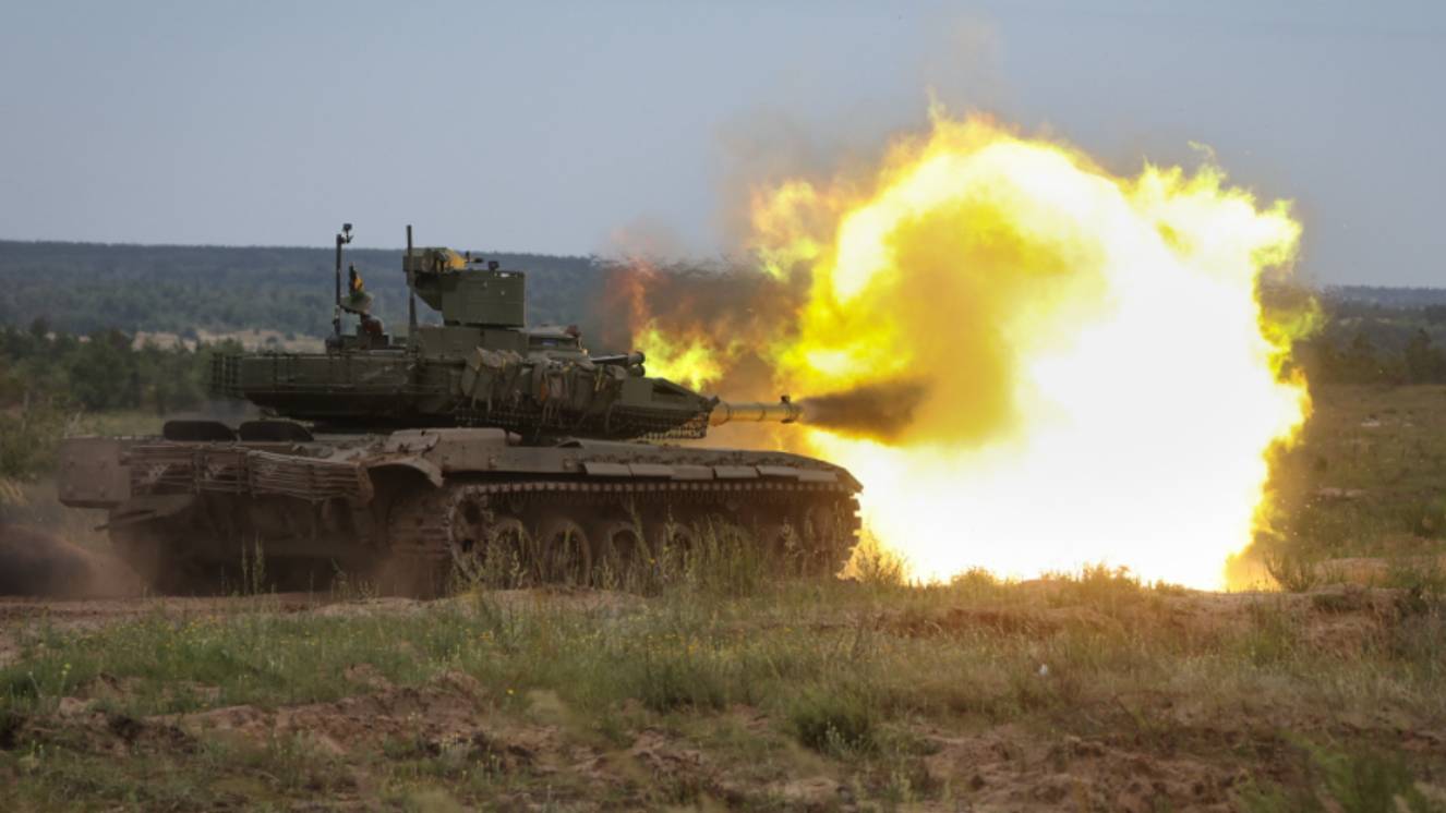 Российские танкисты уничтожили опорник ВСУ. Лучшее видео из зоны СВО