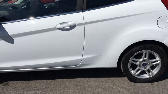 Used Ford Fiesta 1.25 82 Zetec 3dr Frozen White 2013 смотреть онлайн