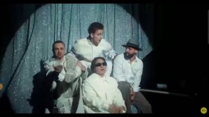 и всем привет ребята уже слышно бой курантов