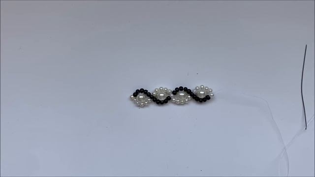 jewelry making tutorial. Elegant design. Beaded bracelet. Beaded earrings