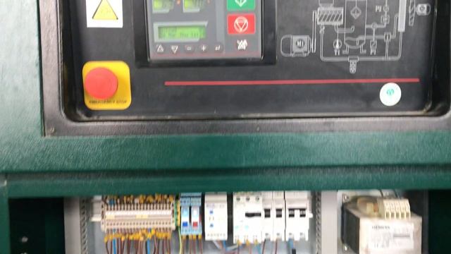 Винтовой компрессор БУ Ekomak 75 кВт смотреть онлайн