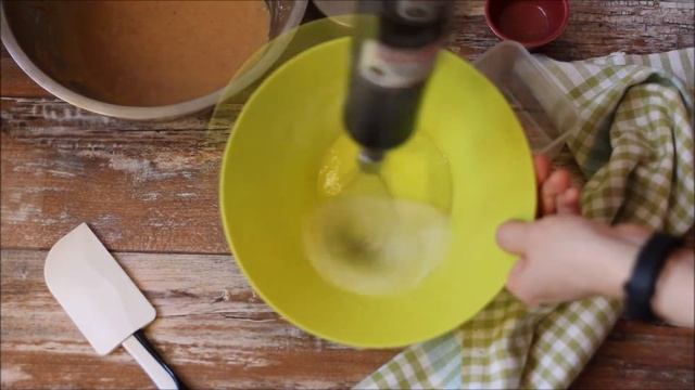 Как приготовить воздушные оладьи. Простой рецепт смотреть онлайн