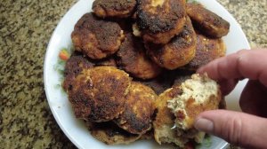 Рыбные котлеты из сома и вяленая икра.