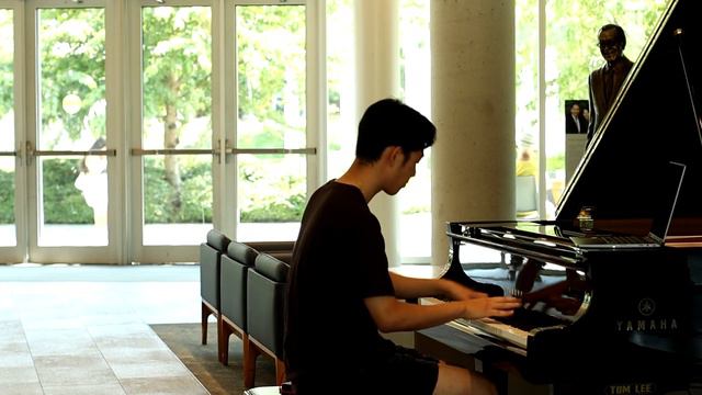 I played BEASTARS OP (KAIBUTSU) on a piano at a university... смотреть онлайн
