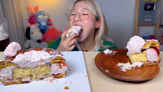 딸기브레스트🍓 딸기슈 초코슈 스톤슈 말차슈 치즈케이크 디저트 먹방 Dessert Mukbang