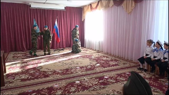 Наша_Армия_отважная_и_сильная смотреть онлайн