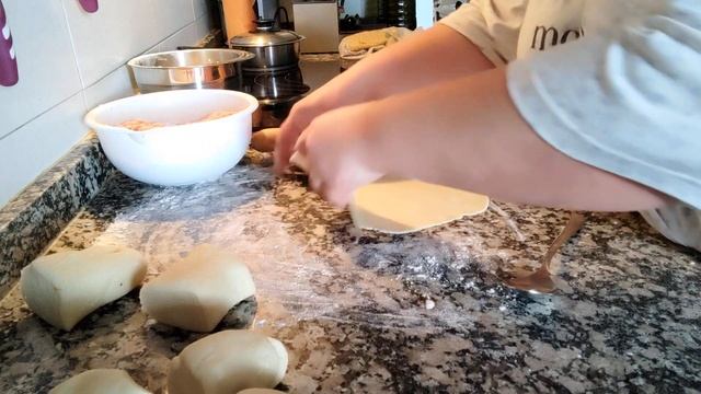 У моей сестры получаются САМЫЕ ВКУСНЫЕ ЧЕБУРЕКИ! Делюсь её рецептом ?