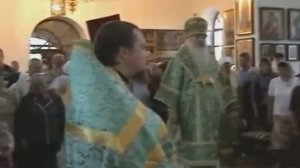 Служба Епископа Липецкого и Елецкого Никона в Троицком храме села Тербуны 11 июля 2010 г