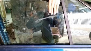 Заміна скла передніх дверей Renault Scenic 2 / замена стекла  сценик 2 / Door glass replacement