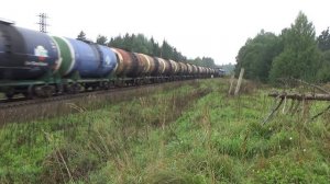 2ТЭ116-728 с наливным поездом.