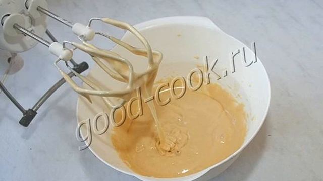 Рулет с целым бананом и творожно-шоколадным кремом. Рецепт приготовления смотреть онлайн