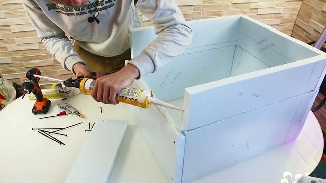 ИНКУБАТОР СВОИМИ РУКАМИ. ЧАСТЬ 2 - СБОРКА ИНКУБАТОРА смотреть онлайн