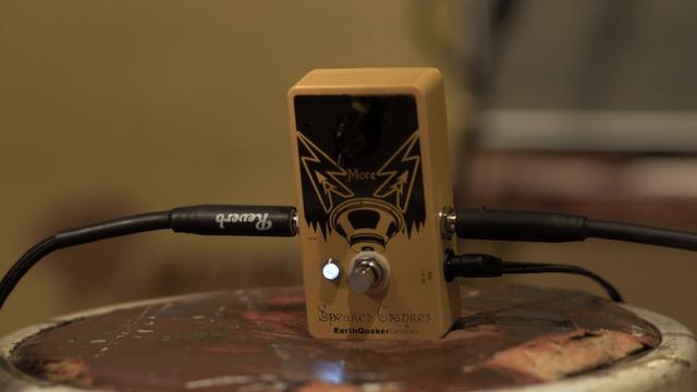 EarthQuaker Devices Speaker Cranker | Reverb Demo Video смотреть онлайн