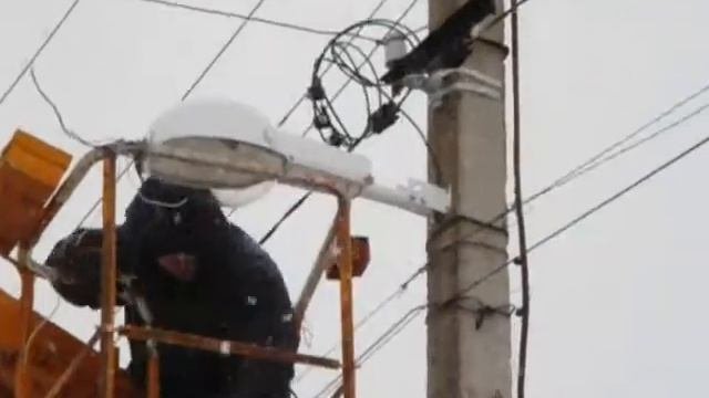 Монтаж уличного светильника