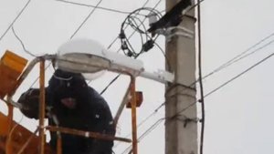 Монтаж уличного светильника