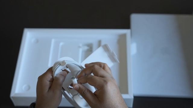 Apple Macbook pro 16 M1 Max 2021 unboxing in Tamil - Just wow ! | தமிழ் смотреть онлайн