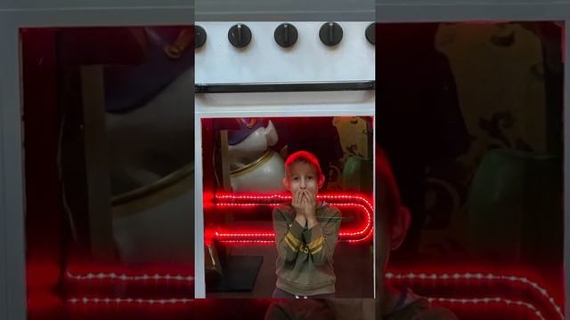 Закон гравитации отменяется!? В доме Великана возможно всё!!! смотреть онлайн