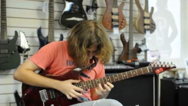 Sergey Golovin Performance and workshop in Muztorg show room part 1 смотреть онлайн