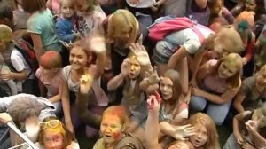 Фестиваль красок холи