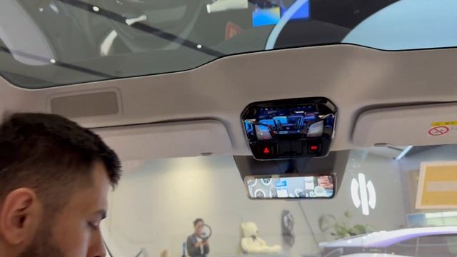 Поразил экспертов уровнем комфорта! Новые АВТО-РОБОТ HiPhi Y