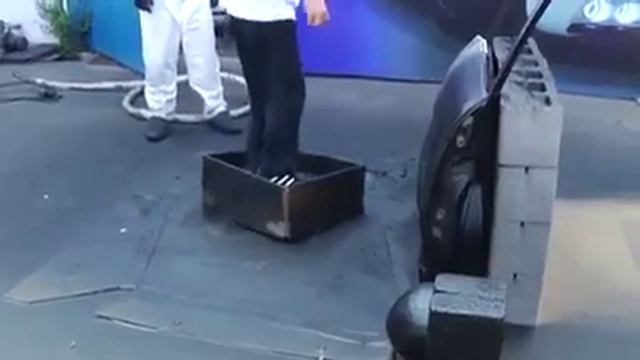 Бронированная краска для чего угодно ?