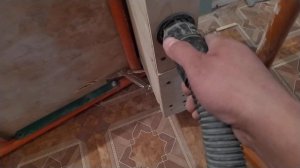 Кожух для пылеудаления больше не нужен.Стол Фишка с пылеудалением для плиточника.