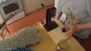 Пресс Дуплет-1 (Часть 1 - Декапсюляция и обжим юбки)