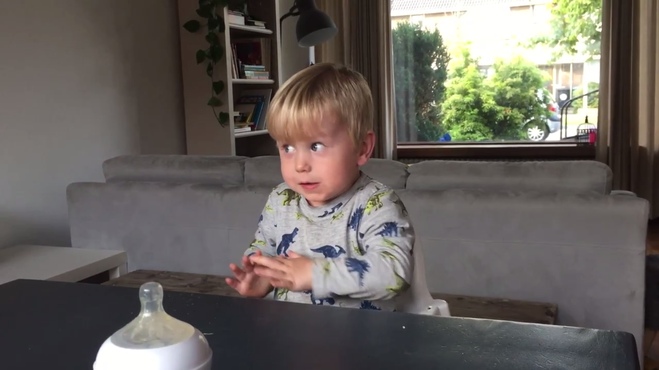 Малыш обожает пудинги смотреть онлайн