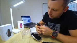 Видеообзор держателя телефона с функцией беспроводной зарядки