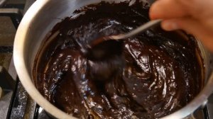 Взбить сгущенное молоко и какао, и вы будете поражены результатом! Рецепт без муки и духовки!
