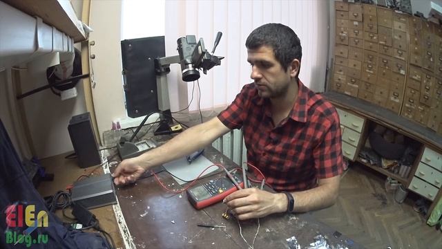 Вольтметры до 100 В маленькие (0.28 " ) смотреть онлайн