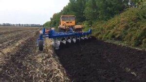 Плуг поворотный полунавесной ППП 6+1+1х45 (Светлоградагромаш)