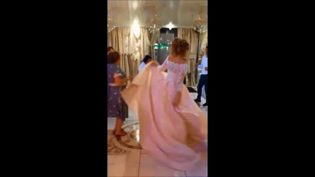 ВОСТОЧНЫЕ ТАНЦЫ В БЕЛЬЦАХ. МОЛДАВИЯ :-))) смотреть онлайн