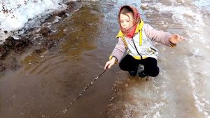 Экскурсия по... лужам. Веркола. 16 апреля 2023 года.